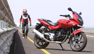 Bajaj+pulsar+220+sf+street+fighter