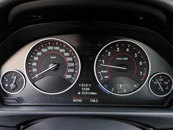 New BMW 3 Series sedan New BMW 3 Series sedan