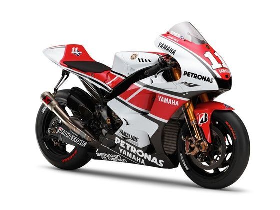 yamaha_factory_racing_anniversary_a_560x420.jpg
