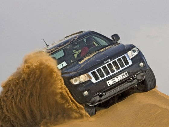 Jeep Grand Cherokee off-road action Jeep Grand Cherokee off-road action