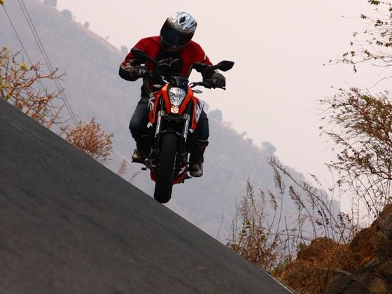 KTM 200 Duke : Road Test KTM 200 Duke : Road Test
