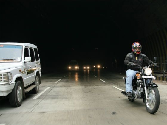 riding-in-traffic-6 riding-in-traffic-6