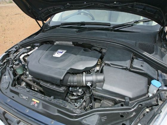 Volvo XC60 D3 engine 2-litre 5-cylinder Volvo XC60 D3 engine 2-litre 5-cylinder