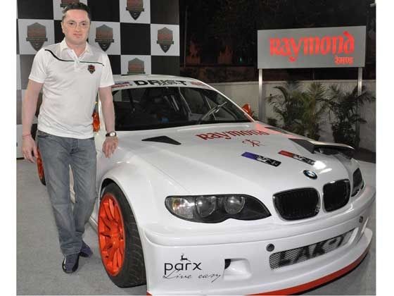 Singhania unveils Indias first drift car Singhania unveils Indias first drift car