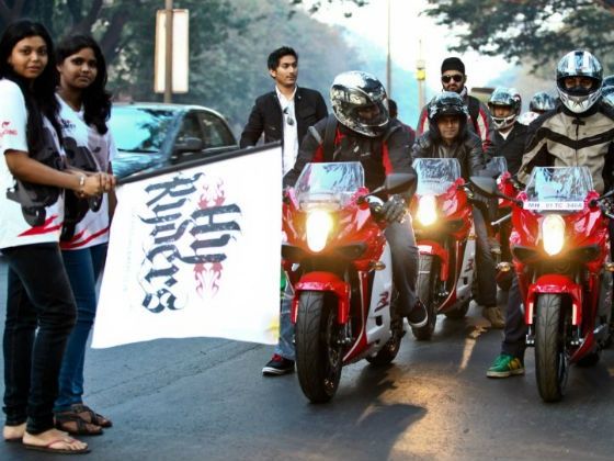 The ride being flagged off from Mumbai The ride being flagged off from Mumbai