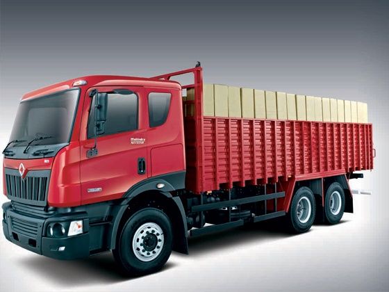 Mahindra Navistar MN25b Mahindra Navistar MN25b