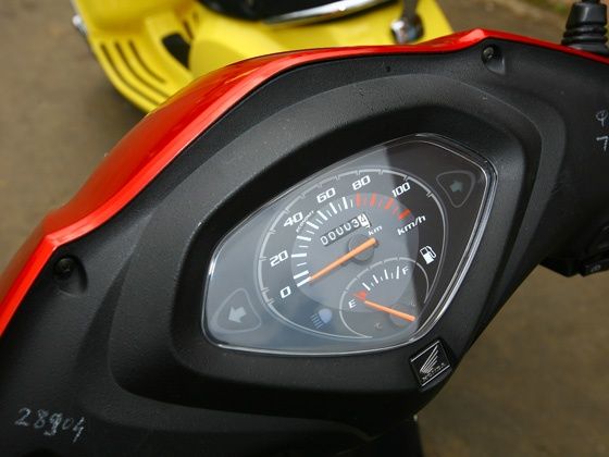2012-scooter-comparo-activa-speedometer 2012-scooter-comparo-activa-speedometer