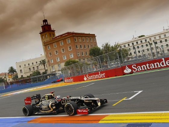 Kimi Raikkonen Lotus F1 Team