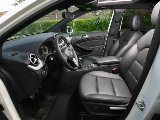 New Mercedes-Benz B-Class interiors New Mercedes-Benz B-Class interiors