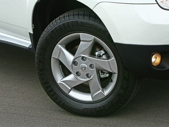 Renault Duster aluminum alloy wheels