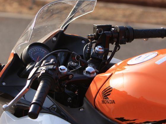 Honda CBR150R handlebars Honda CBR150R handlebars