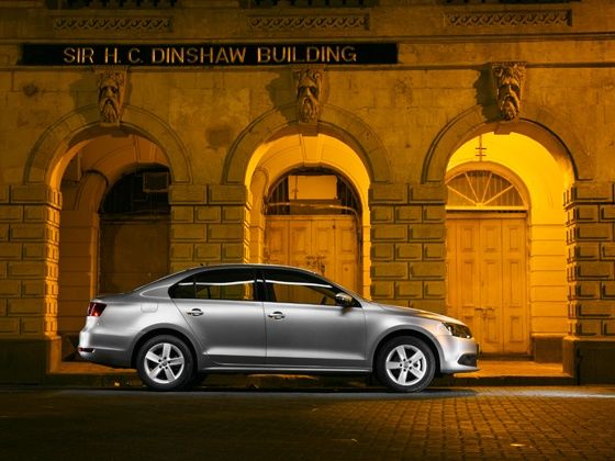 New Volkswagen Jetta TSI Drive New Volkswagen Jetta TSI Drive