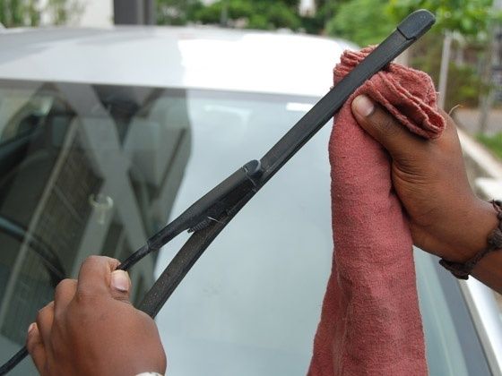 Wiper blade Wiper blade