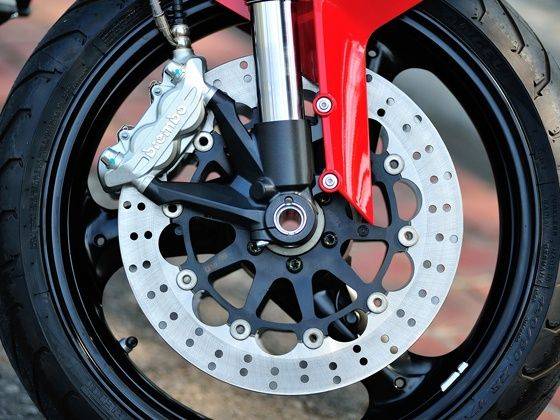 Ducati-monster-795-detail