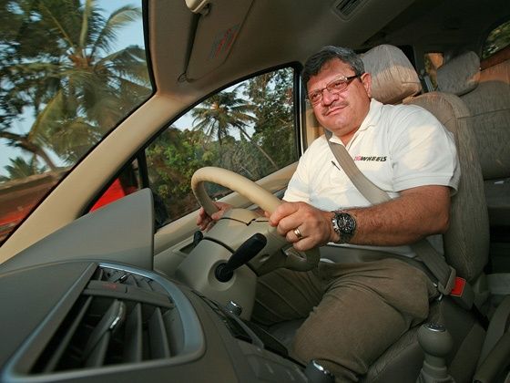 Adil drives the new Maruti Ertiga MPV in Goa Adil drives the new Maruti Ertiga MPV in Goa