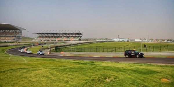 Mahindra XUV500 Track Day