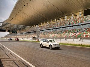 Mahindra XUV500 Track Day