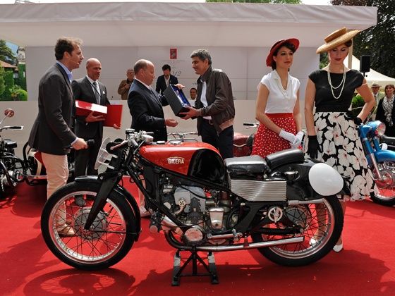 Motorcycles-at-the-2012-Concorso-deleganza-2m.jpg Motorcycles-at-the-2012-Concorso-deleganza-2m.jpg