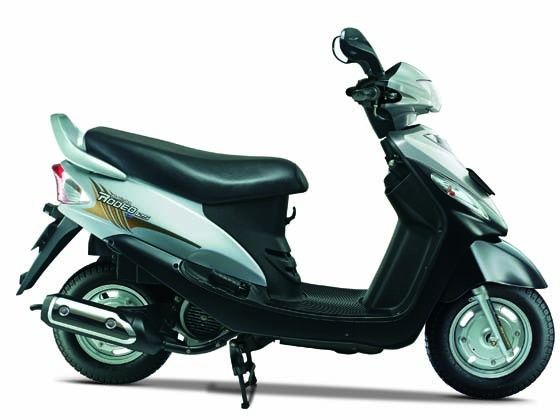 Mahindra Rodeo dual colours Mahindra Rodeo dual colours