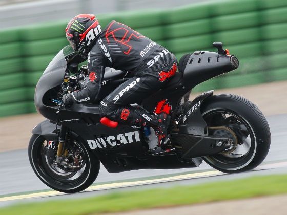 Andrea Dovizioso testing at
Valencia