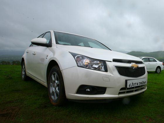 Chevrolet Cruze exterior