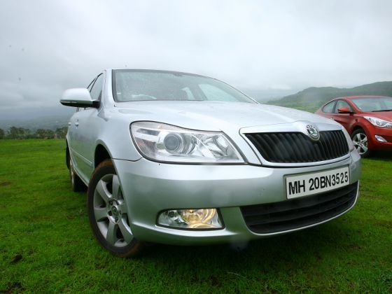 Skoda Laura Exterior