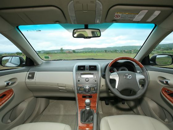 Toyota Corolla Altis Interior
