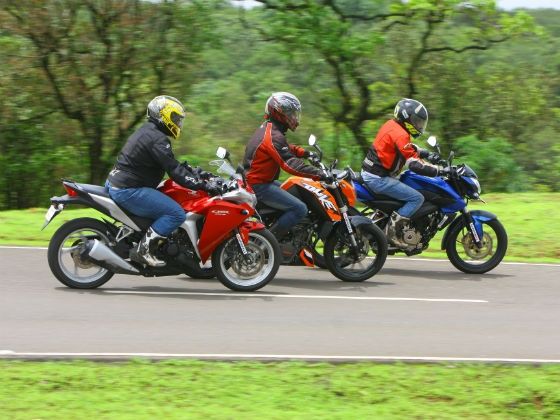 Duke 200 Honda CBR Pulsar 200NS exterior Duke 200 Honda CBR Pulsar 200NS exterior