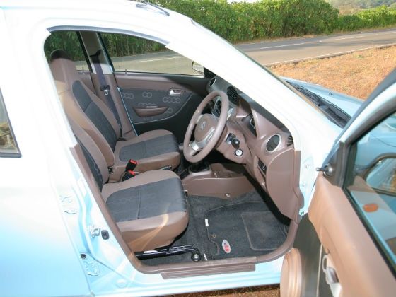 Maruti Suzuki Alto 800 interior front Maruti Suzuki Alto 800 interior front