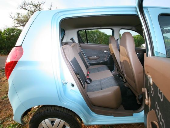 Maruti Suzuki Alto 800 interior back Maruti Suzuki Alto 800 interior back