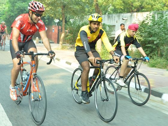 Karun Chandok Montra ride Karun Chandok Montra ride