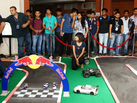 2012-red-bull-racing-can-pune-02 2012-red-bull-racing-can-pune-02