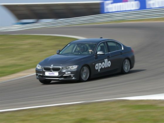 Car equipped with Apollo tyres on the track Car equipped with Apollo tyres on the track