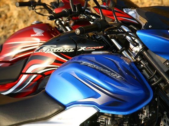 Discover vs Dream Yuga vs Passion - fuel tanks Discover vs Dream Yuga vs Passion - fuel tanks