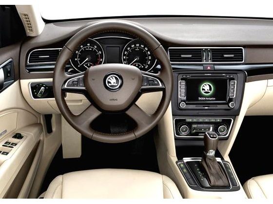 Skoda Superb facelifted interior Skoda Superb facelifted interior