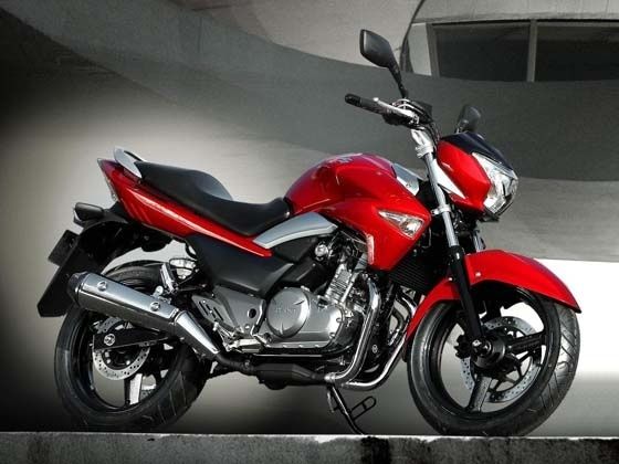 Suzuki GW250 side shot Suzuki GW250 side shot