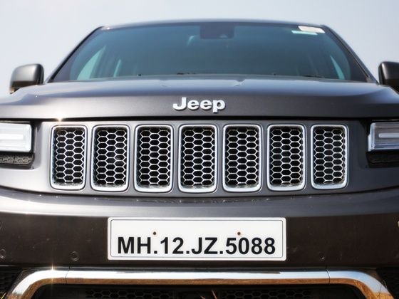 2013 Jeep Grand Cherokee Grille 2013 Jeep Grand Cherokee Grille