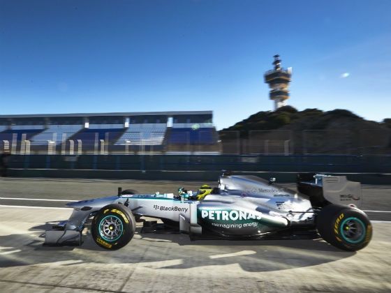 Nico Rosberg driving the W04