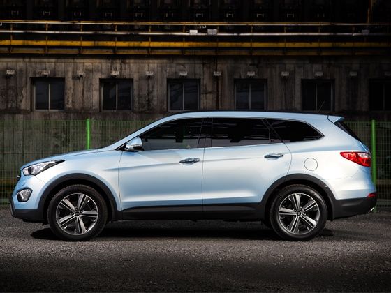 Hyundai Grand Santa Fe teaser Hyundai Grand Santa Fe teaser