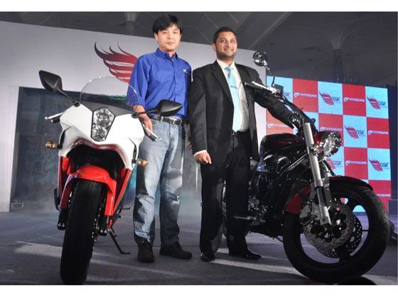 Hyosung GV650 Aquila Pro & new GT650R launch Hyosung GV650 Aquila Pro & new GT650R launch
