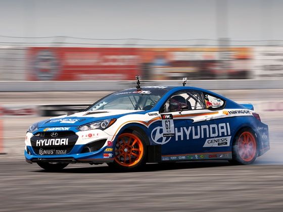 Hyundai Genesis Coupe racing car Hyundai Genesis Coupe racing car