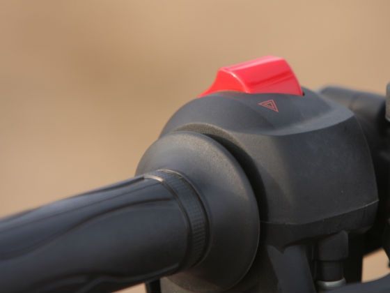 TVS Phoenix 125 hazard warning switch TVS Phoenix 125 hazard warning switch