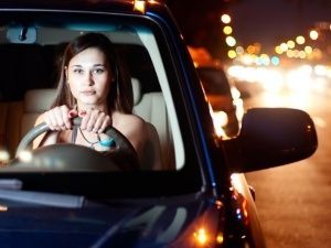 Tips for women drivers to stay safe on road Women driver safety tips