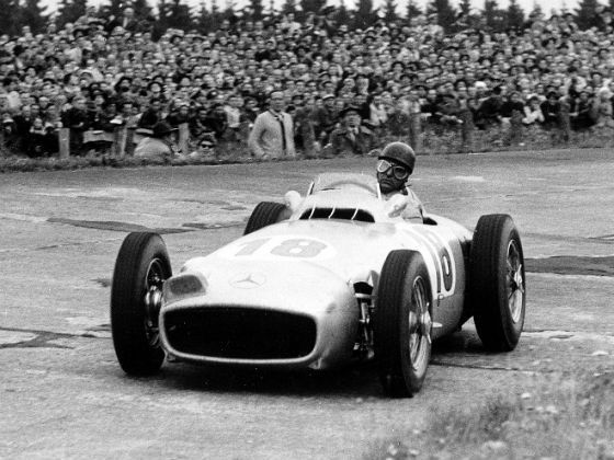 Mercedes-Benz type W 196 Rin action at a Grand Prix race Mercedes-Benz type W 196 Rin action at a Grand Prix race