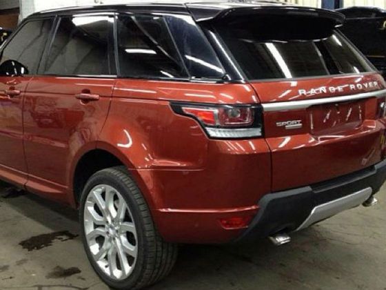 Rear shot of 2014 Range Rover Sport Rear shot of 2014 Range Rover Sport