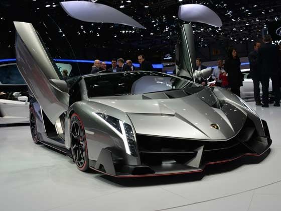 Lamborghini shows off the Veneno in Geneva Lamborghini shows off the Veneno in Geneva