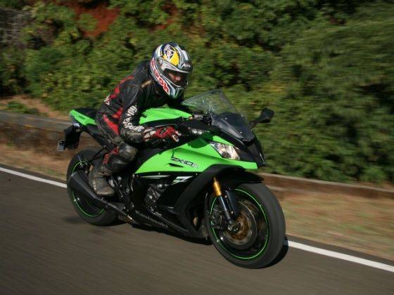 Kawasaki ZX-10R ABS action shot