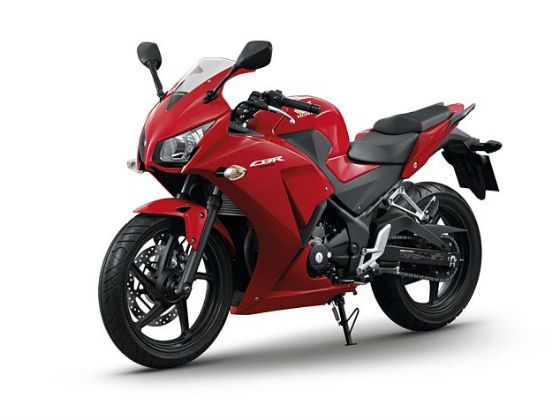 Honda CBR 300R front shot Honda CBR 300R front shot