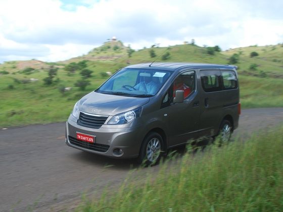 Ashok Leyland Stile action shot Ashok Leyland Stile action shot