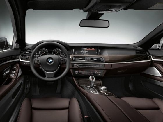 Face-lifted BMW 5 Series interior Face-lifted BMW 5 Series interior
